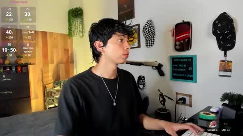 andy_guez_11 online show from March 6, 12:41 pm