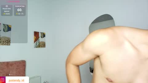 Snapshot of andy_justgame chatting on September 18, 4:47 am andy_justgame online show from September 18, 4:47 am