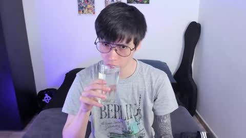 twx Andy twink3 online show from October 3, 4:56 pm