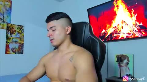 Andres online show from February 6, 10:28 pm