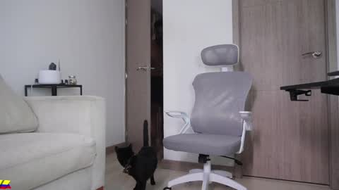 my onlyfans     online show from April 7, 8:31 pm