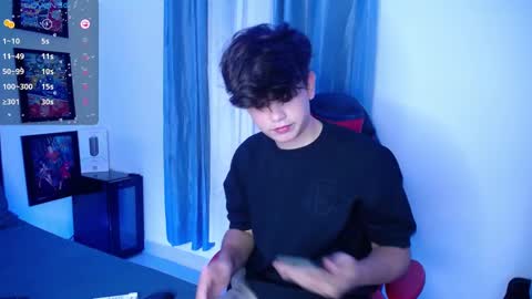 andy online show from December 25, 12:48 am