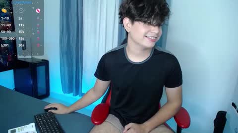 andy online show from December 28, 11:37 pm