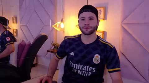 Andy online show from March 3, 8:48 pm