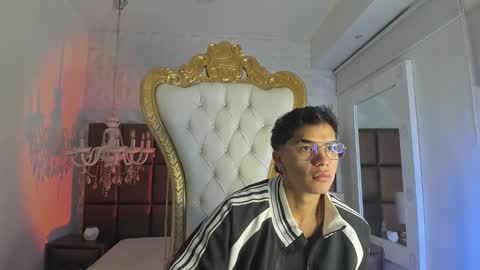 Snapshot of andypalmer_ chatting on February 22, 11:24 am andy palmer online show from February 22, 11:24 am