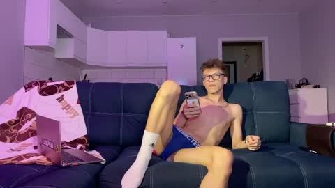 AndyTwinkkk online show from April 18, 7:18 pm