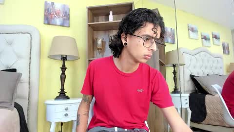 andyxibrat online show from December 19, 7:11 pm