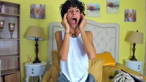 andyxibrat online show from October 19, 1:10 am