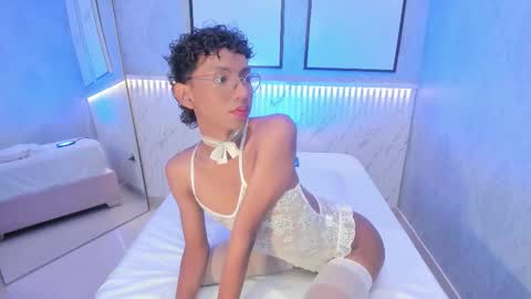   online show from March 3, 2:08 am