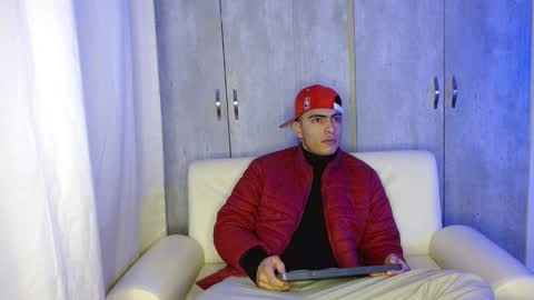 angelbacker22 online show from January 20, 8:52 am