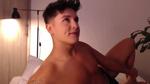 Angel online show from December 9, 1:51 am