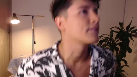 Angel online show from December 3, 1:06 am