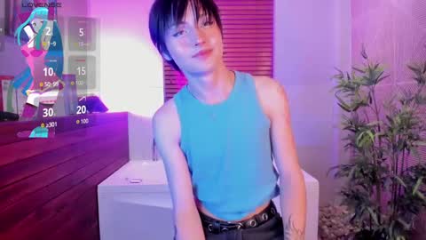 Snapshot of angell__dustt chatting on October 3, 4:06 am Angell Dust online show from October 3, 4:06 am