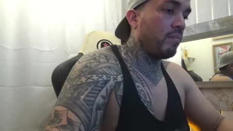 angellatino0 online show from October 15, 4:31 am