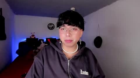 Angel  online show from May 22, 12:37 am