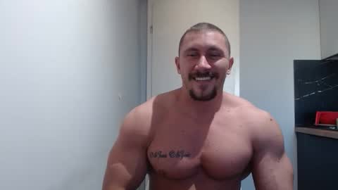  ------- SEX SHOW WITH GUYS AND GIRLS  MUSCLE SHOW online show from October 29, 2:09 pm