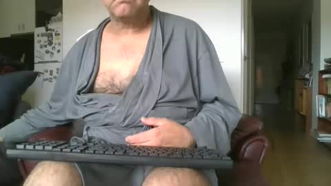 Snapshot of angelor01 chatting on February 15, 11:05 pm angelor01 online show from February 15, 11:05 pm