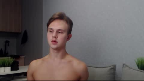 Angel online show from October 10, 1:38 pm