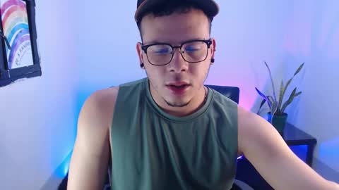 Angel Storm online show from January 8, 7:46 am