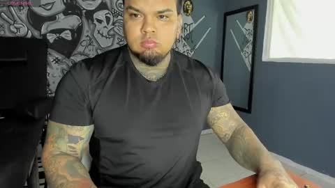 angus_6 online show from September 11, 4:28 pm
