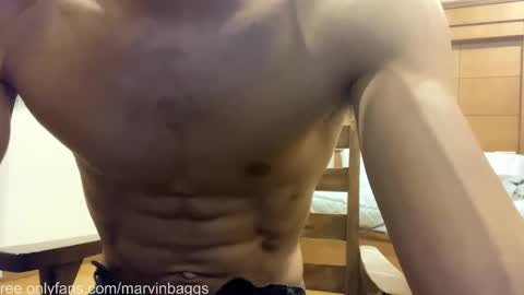 Snapshot of animavestra_ chatting on December 18, 7:41 pm Marvin online show from December 18, 7:41 pm