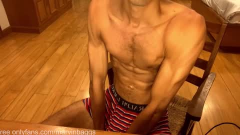Snapshot of animavestra_ chatting on December 22, 6:59 pm Marvin online show from December 22, 6:59 pm