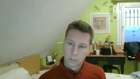 annecylake online show from November 9, 4:33 pm