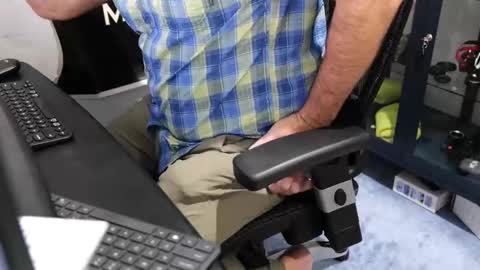 D online show from October 15, 12:57 pm