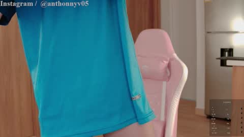 TONY NEW ACCOUNT online show from February 4, 11:22 pm