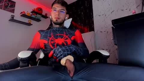 Anthony and Nick online show from September 9, 1:43 pm