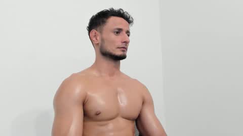 Adonys Creeb online show from October 15, 1:08 pm