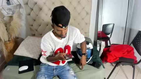       online show from September 25, 11:57 pm