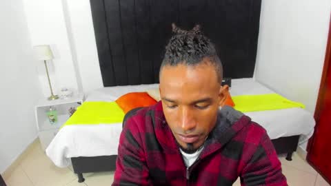       online show from February 1, 8:05 pm