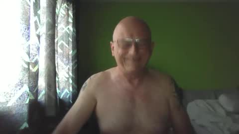 antmatt2025 online show from May 25, 5:46 am
