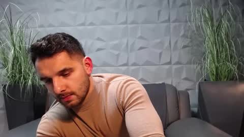 HI My name is Antonio online show from January 5, 8:00 pm