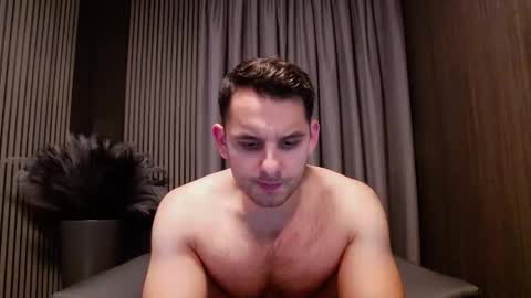 HI My name is Antonio online show from December 17, 8:15 pm