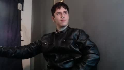 antonnello_ online show from January 15, 4:53 pm