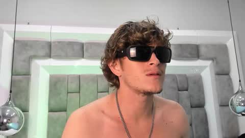 Anthony King online show from October 18, 9:09 pm