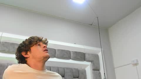 Anthony King online show from October 13, 9:21 pm