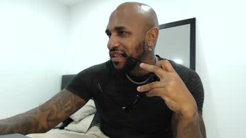 antwanblack11 online show from January 31, 3:20 am