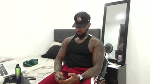 antwanblack11 online show from September 20, 1:27 am
