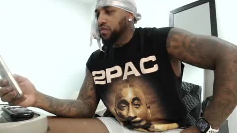 antwanblack11 online show from February 13, 12:35 am