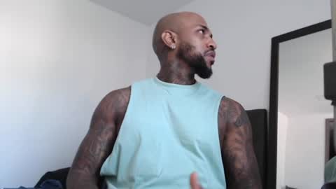 antwanblack11 online show from December 9, 2:40 pm