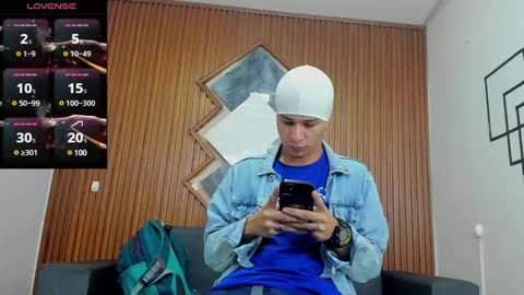 anyelo_sexyhot online show from February 8, 11:22 am
