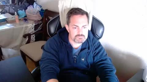 Snapshot of aohh chatting on October 14, 5:31 pm aohh online show from October 14, 5:31 pm