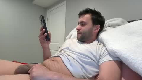 Snapshot of ap111444 chatting on March 5, 8:01 pm ap111444 online show from March 5, 8:01 pm