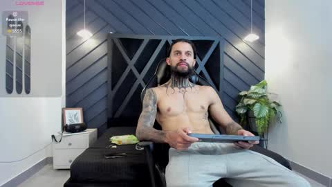Snapshot of apolo_bianco_ chatting on September 9, 11:36 pm APOLO online show from September 9, 11:36 pm