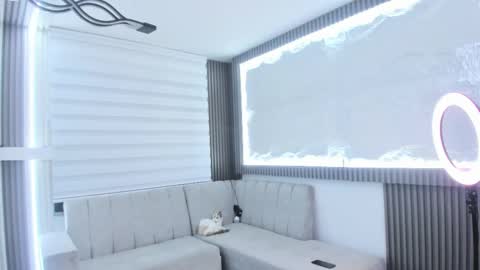 Snapshot of apolo_bianco_ chatting on March 9, 1:35 am APOLO online show from March 9, 1:35 am