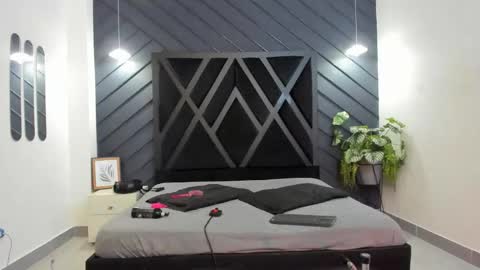 Snapshot of apolo_bianco_ chatting on September 27, 11:24 pm APOLO online show from September 27, 11:24 pm
