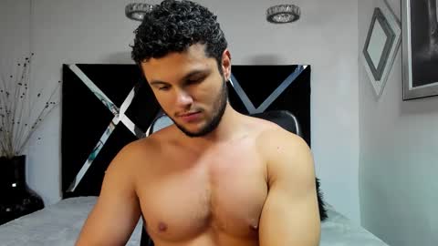 Snapshot of apolo_klein1 chatting on October 1, 6:50 am Apolo online show from October 1, 6:50 am